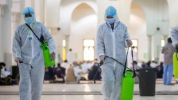 Arab Saudi Wajibkan Petugas Haji dan Umrah Divaksin Covid-19