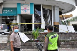 Ledakan di Plaza Ramayana Medan, Dua Orang Terluka
