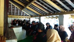 Suroan, Bupati Ipong Nyekar ke Makam Pendiri Ponorogo