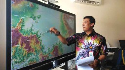 Rumah Rusak dan Puluhan Pohon Tumbang Akibat Hujan Angin di Ponorogo