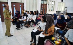 Pemkot Surabaya Seleksi 35 Calon Penerima Beasiswa Sekolah Pramugari