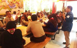 Dukung Polisi, Pramuka se Jatim Gelar Deklarasi Anti Hoax