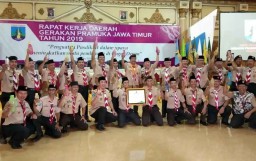 Pramuka Jatim Deklarasi Gerakan Gunakan Tumbler Anti Sedotan Plastik