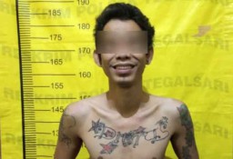 Hajar Jukir, Joko Saat Difoto Polisi Malah Cengegesan
