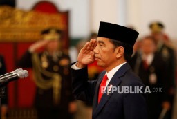 Presiden Jokowi Lantik 9 Anggota Wantimpres, Soekarwo Jadi Anggota