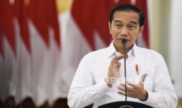 Presiden Jokowi Minta Pencairan Bansos ke Masyarakat Tak Terlambat