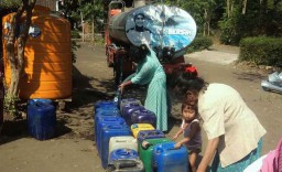 Musim Kemarau, Beberapa Wilayah di Probolinggo Disuplai Air Bersih