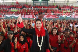 Dianggap Strategis, Cawagub Puti Minta Kemenangan Besar di Sidoarjo