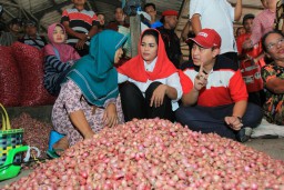 Pasangan Gus Ipul-Puti Guntur Siapkan Paket Kebijakan Pertanian