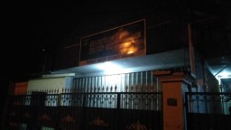Perampok Bersenpi Sekap Pemilik Toko di Sidoarjo, Puluhan Juta Raib