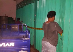 Toko Kimia Penyuplai Alkohol Produsen Miras Dibidik, 1 Disegel Polisi