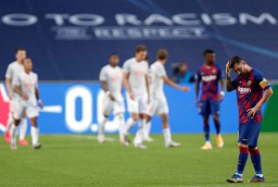 Bayern Muenchen Bantai Barcelona 8-2