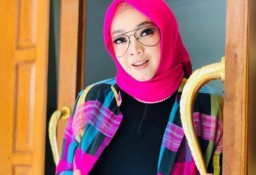 Rina Gunawan, Presenter Kondang itu Tutup Usia