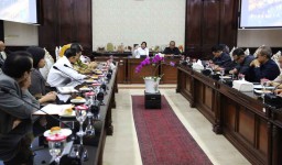 Ini Persiapan Wali Kota Risma Hadapi Pasar Bebas 2020