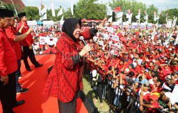 Begini Pidato Risma saat Jadi Jurkam Pasangan Gus Ipul-Puti di Madiun
