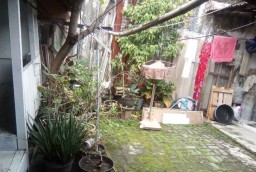 Rumah Rusak, Warga Manukan Keluhkan Proyek Pemkot Surabaya