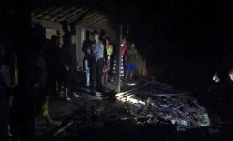 Tersambar Petir, Rumah Warga di Ngawi Terbakar