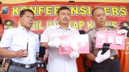 Pasangan Suami Istri di Ngawi ini Kompak Jualan Sabu