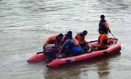 Mobil Tercebur di Tulungagung Diduga Rem Blong, 3 Orang Masih Dicari