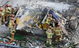 Sebuah Bus Tertimpa Bangunan di Korea Selatan, 9 Orang Tewas