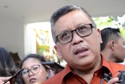 Tolak Menteri, Hasto Pilih Jadi Petugas Partai
