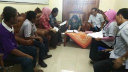 Pendaftaran Ditolak, Orangtua Calon Siswa di Mojokerto Geruduk Sekolah