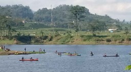 Seorang Nelayan Dikabarkan Tenggelam di Waduk Selorejo