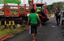 Truk Pengangkut Elpiji Tabrak Kereta Api di Banyuwangi