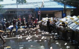 Pengamanan Pemilu 2019 di Tulungagung Simulasikan Kerusuhan Massa