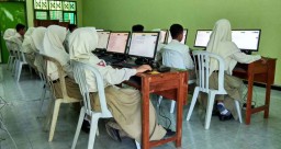 37 Pelajar SMA di Blitar Dipastikan Tak Lulus Tahun Ini