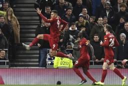 Pecundangi Spurs, Liverpool Kian Mantap di Puncak Klasemen