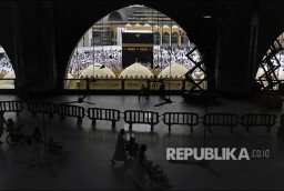 Antisipasi Corona, Arab Saudi Bersihkan Masjid Empat Kali Sehari