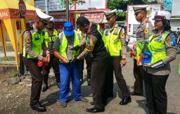 Ini Langkah Polisi di Blitar Antisipasi Kecelakaan di Perlintasan KA