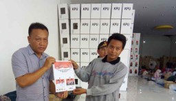 Dikawal Polisi, 1.021.854 Surat Suara Pilpres Tiba di KPU Jombang