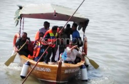 Kapal Bambu Bikinan Mahasiswa ITS Diapresiasi Menteri Kelautan