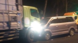 Diduga Berhalusinasi, Pudja Tabrak Truk