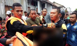 Main Disaat Hujan, Balita di Surabaya Tewas Hanyut di Selokan