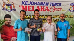 Mahasiswa ITS Juara Lomba Tenis Melaka Open 2019