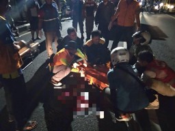 Luka di Kepala, Dua Remaja Terkapar Penuh Darah di Jalanan