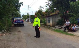 Lolos dari Pengawasan Orangtua, Balita di Ponorogo Ditabrak Pikap