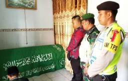 Pria ini Meninggal saat akan Masuk Bilik TPS  di Pasuruan 
