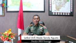 Kata Mereka Tentang Kita