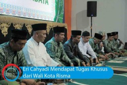 Video: Eri Cahyadi Mendapat Tugas Khusus dari Wali Kota Risma