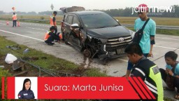 Photo Talk: Mobil Toyota Innova Seruduk Pembatas Tol