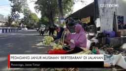 Video: Pedagang Janur Musiman 'Bertebaran' di Jalanan Kab. Ponorogo