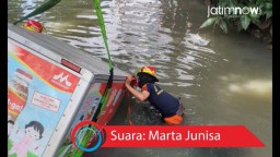 Photo Talk: Motor Roda Tiga Nyemplung ke Sungai