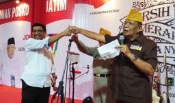 Salam Satu Jempol Veteran dan Timses Jokowi di Jatim