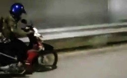 Viral Video Kakek Pemotor Ngebut di Tol Pandaan-Malang