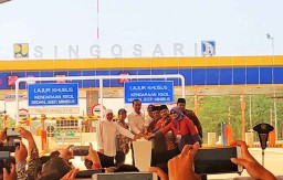 Presiden Jokowi Resmikan Tol Pandaan-Malang