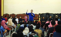 Kampus di Surabaya ini Berangkatkan Mahasiswa KKN hingga ke Thailand